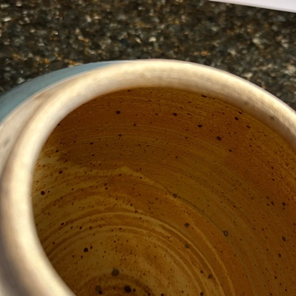 Donn Hedman pottery jar with lid - Picture 3 of 8